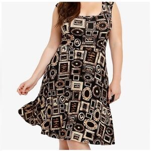 Torrid Penny Dreadful Victorian Frame Print Skater Dress Size 3 NEW Gothic